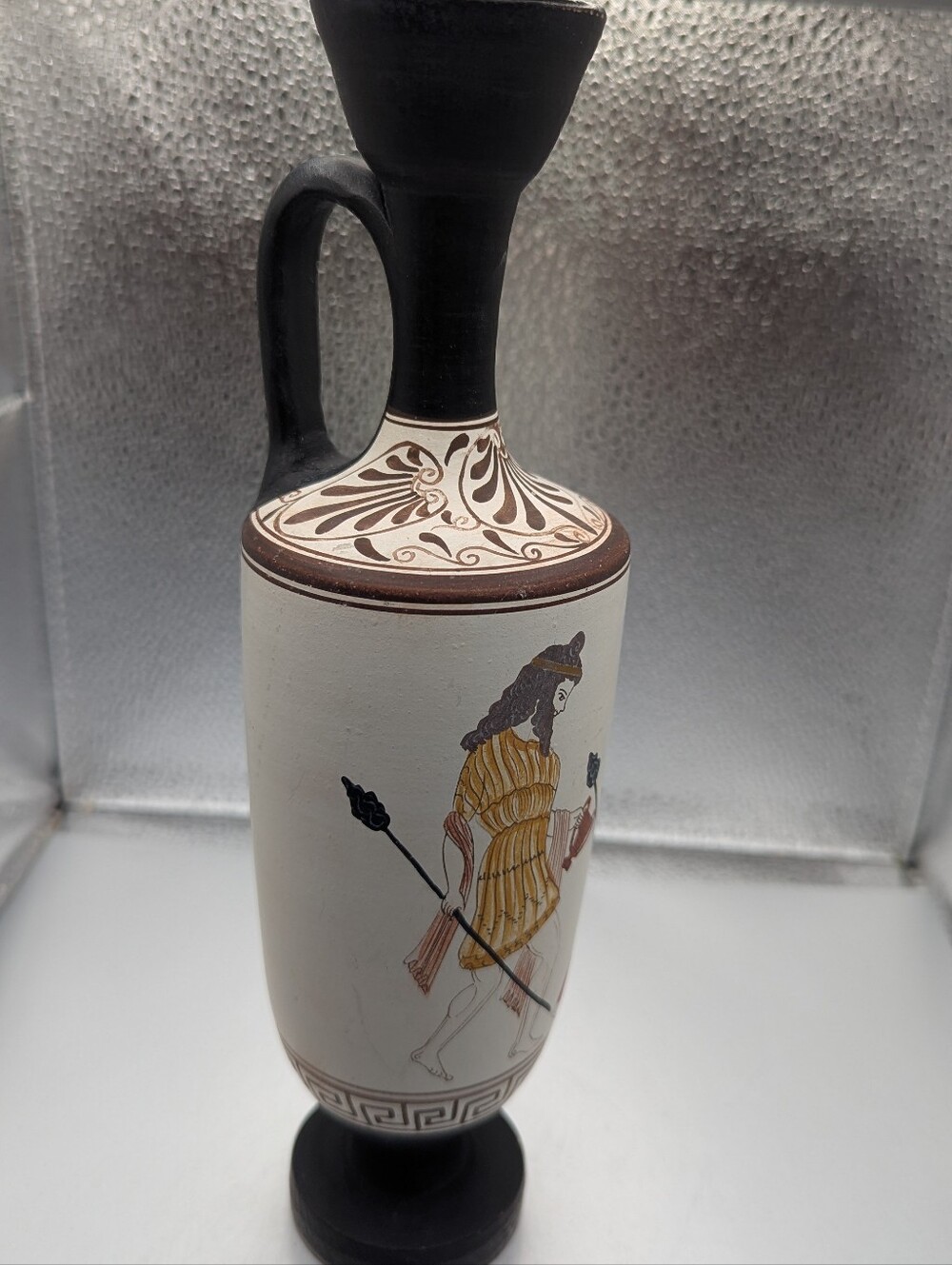Greek Pottery Vessel - Picture 3 of 12